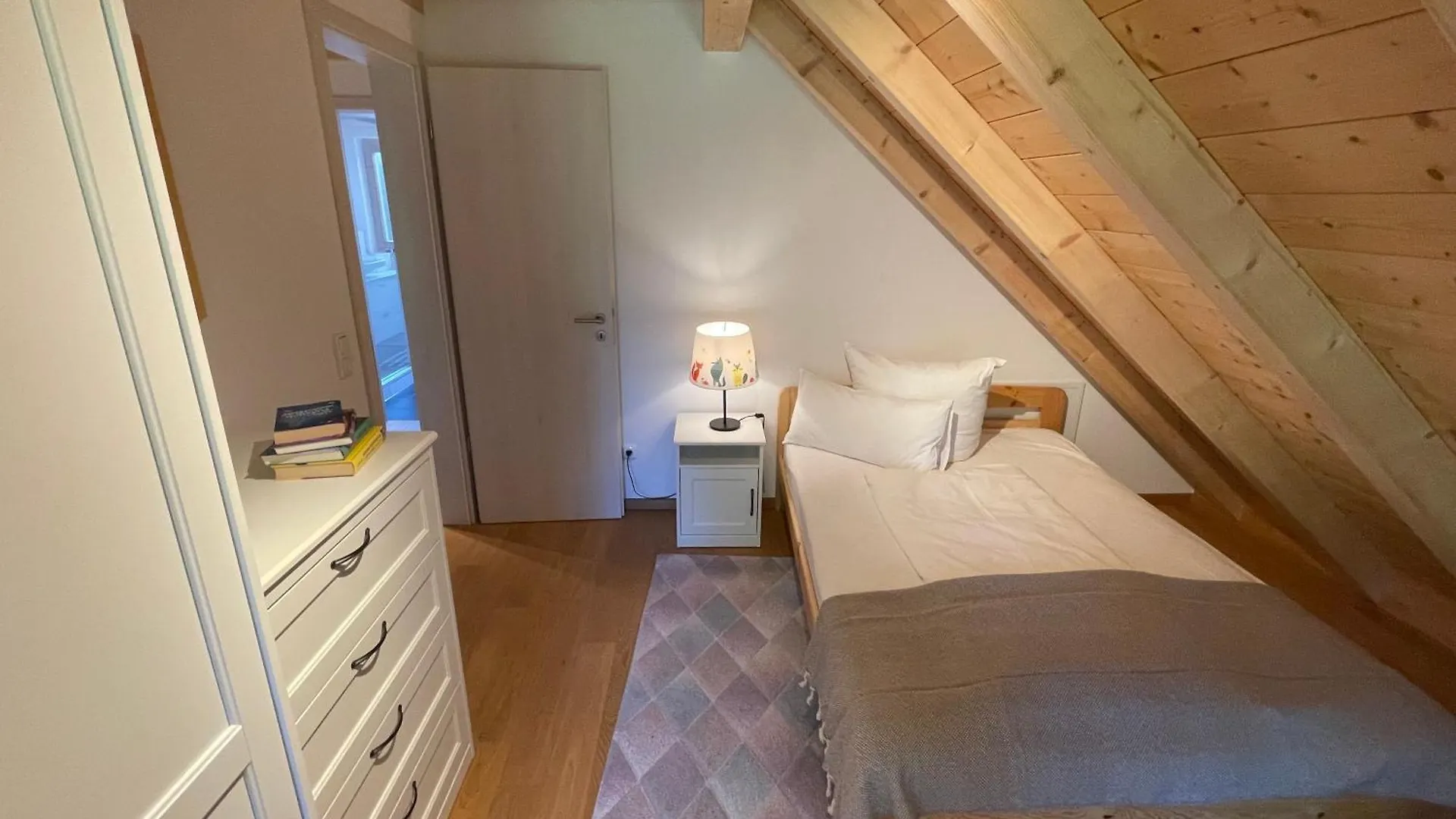 度假居 希格斯多夫Haus Kleeblatt Im Chiemgau别墅 德国